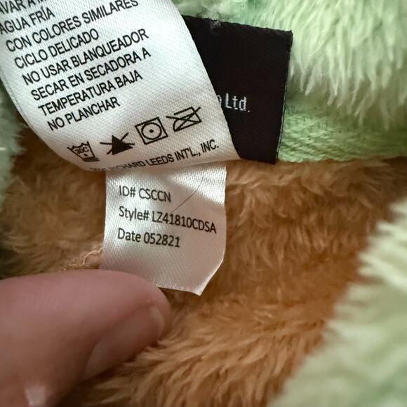 Baby Yoda Union Suit Costume Star Wars The Mandalorian Sz 2X Adult Christmas - Picture 9 of 9